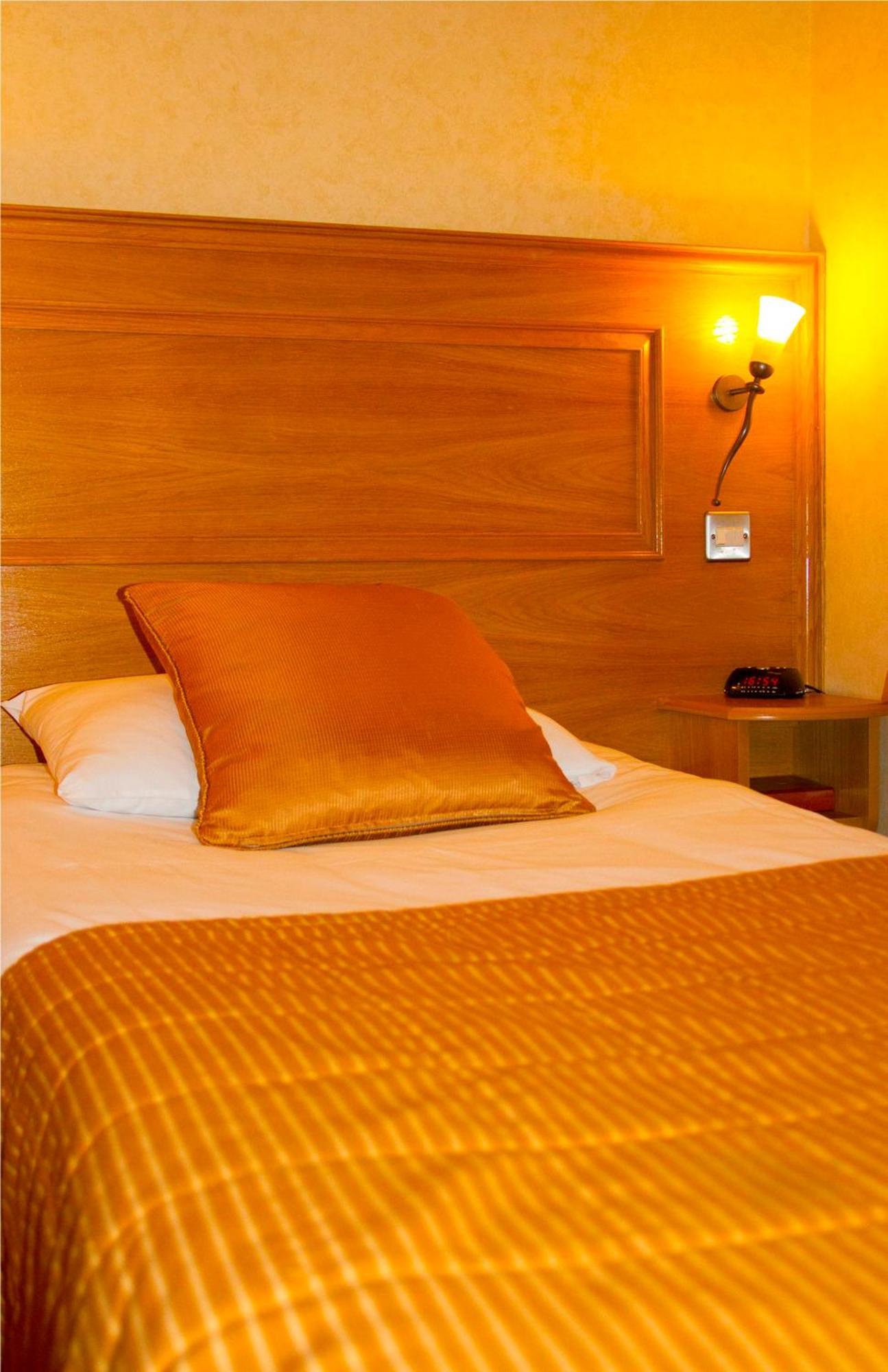 Manchester South Hotel Bagian luar foto